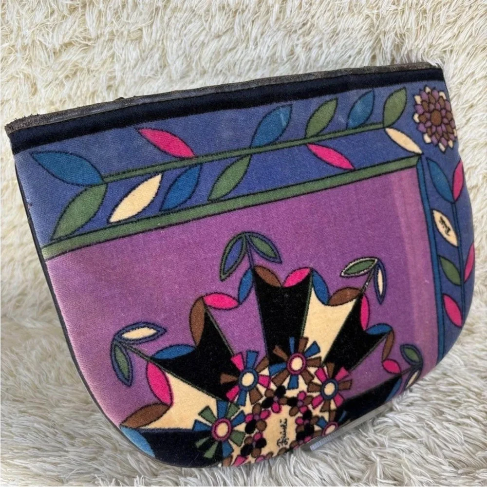 Emilio Pucci Vintage Clutch Bag Velour Blue Floral Patterned and Multicolor‎ Bag
